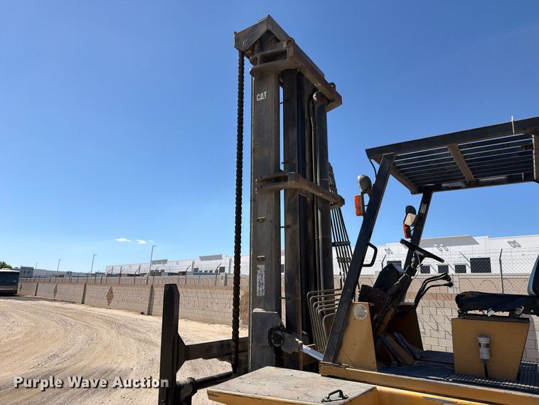 image for item YA4926 Caterpillar DP100 forklift