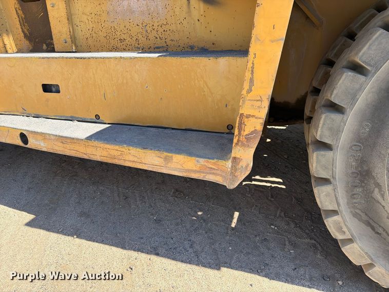image for item YA4926 Caterpillar DP100 forklift