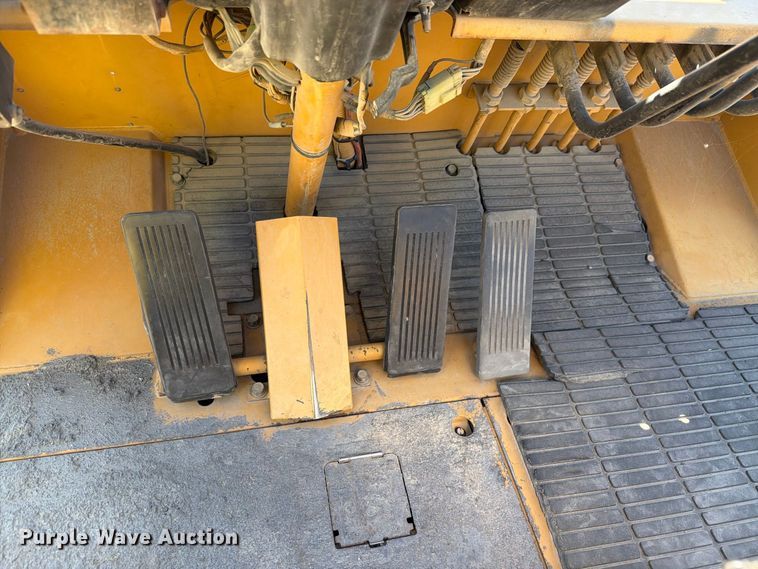 image for item YA4926 Caterpillar DP100 forklift