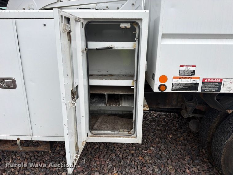 image for item YA4992 2015 Ford F750 Super Duty forestry bucket truck