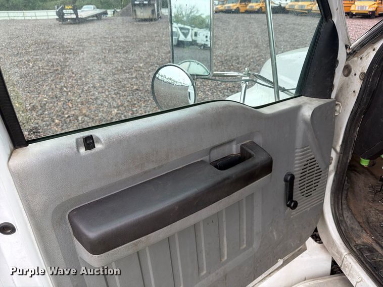 image for item YA4992 2015 Ford F750 Super Duty forestry bucket truck