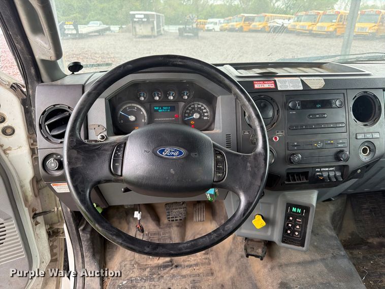 image for item YA4992 2015 Ford F750 Super Duty forestry bucket truck