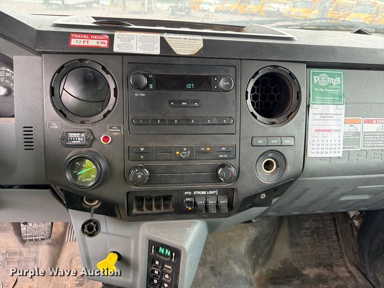 image for item YA4992 2015 Ford F750 Super Duty forestry bucket truck
