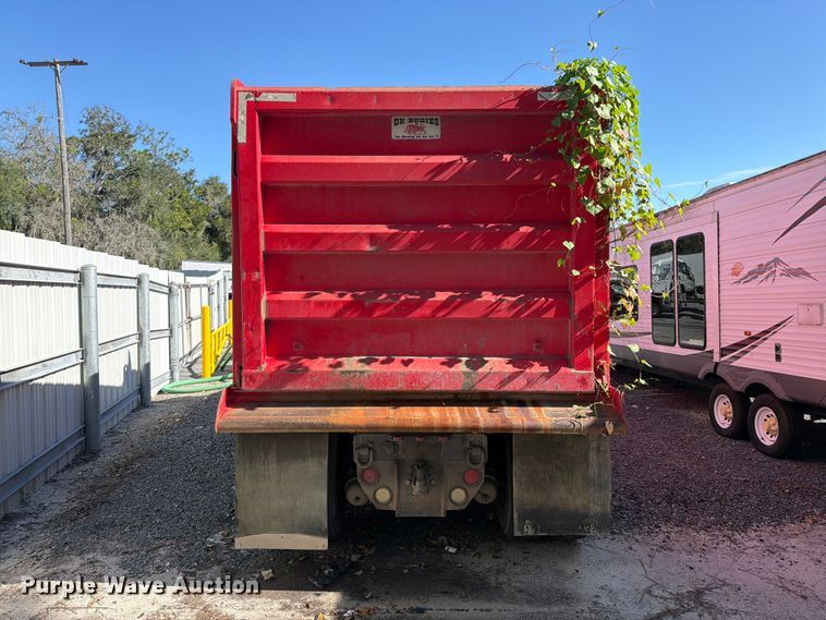 image for item YA5028 2022 Kenworth T880 dump truck