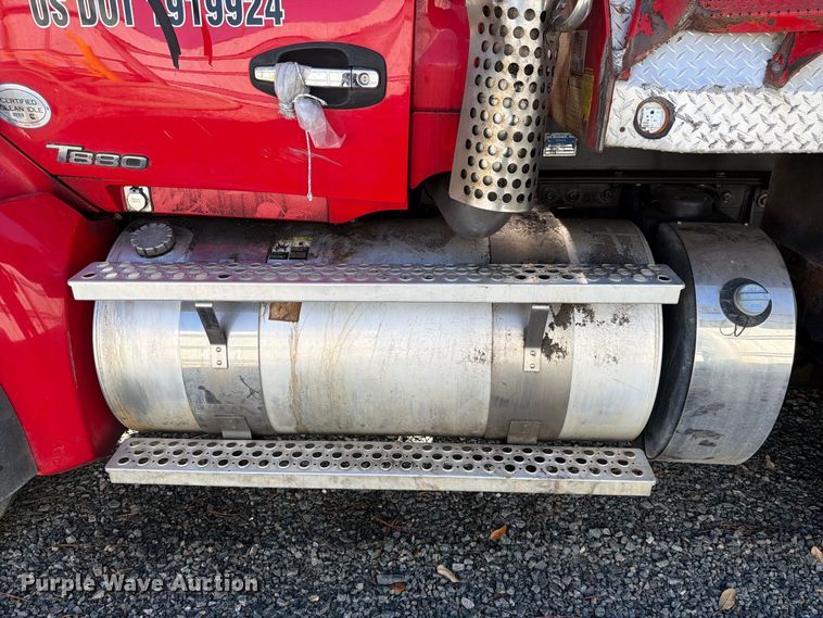 image for item YA5028 2022 Kenworth T880 dump truck