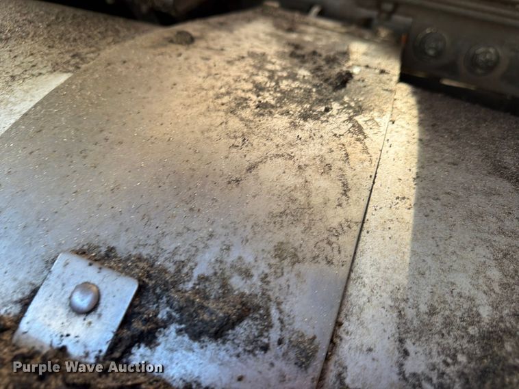 image for item YA5028 2022 Kenworth T880 dump truck