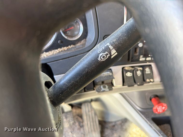 image for item YA5028 2022 Kenworth T880 dump truck