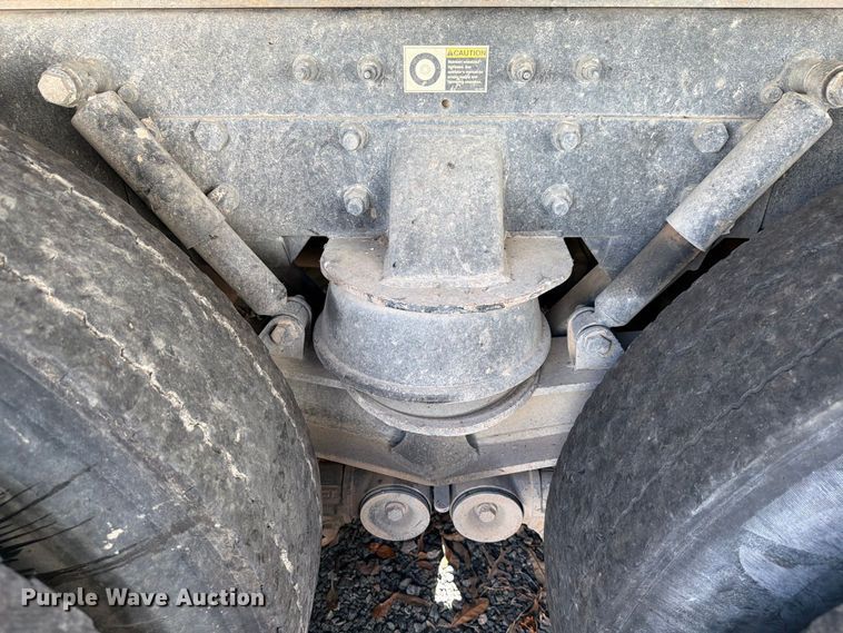image for item YA5028 2022 Kenworth T880 dump truck