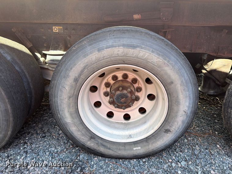 image for item YA5028 2022 Kenworth T880 dump truck