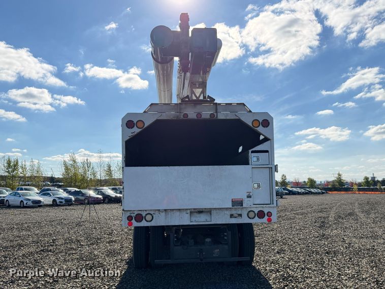image for item YA5091 2015 Ford F750 Super Duty forestry bucket truck