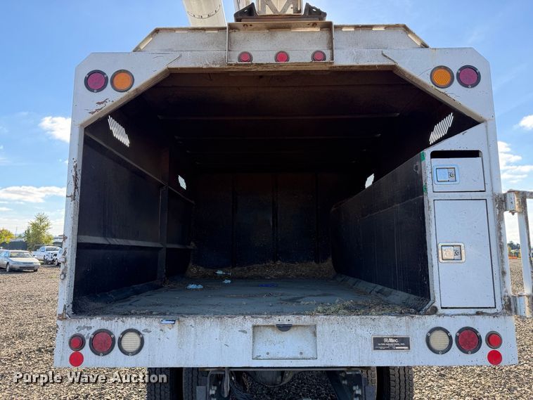 image for item YA5091 2015 Ford F750 Super Duty forestry bucket truck