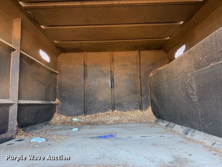 image for item YA5091 2015 Ford F750 Super Duty forestry bucket truck
