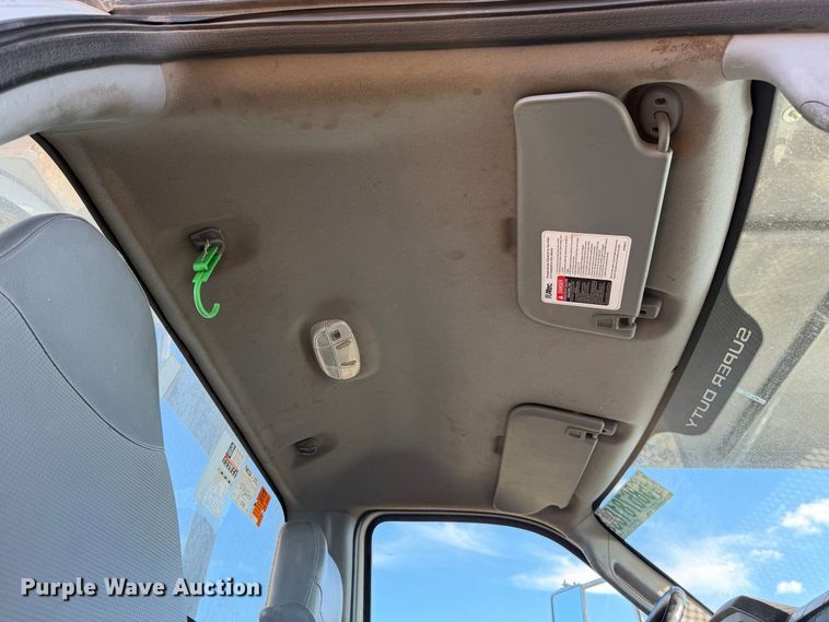 image for item YA5091 2015 Ford F750 Super Duty forestry bucket truck