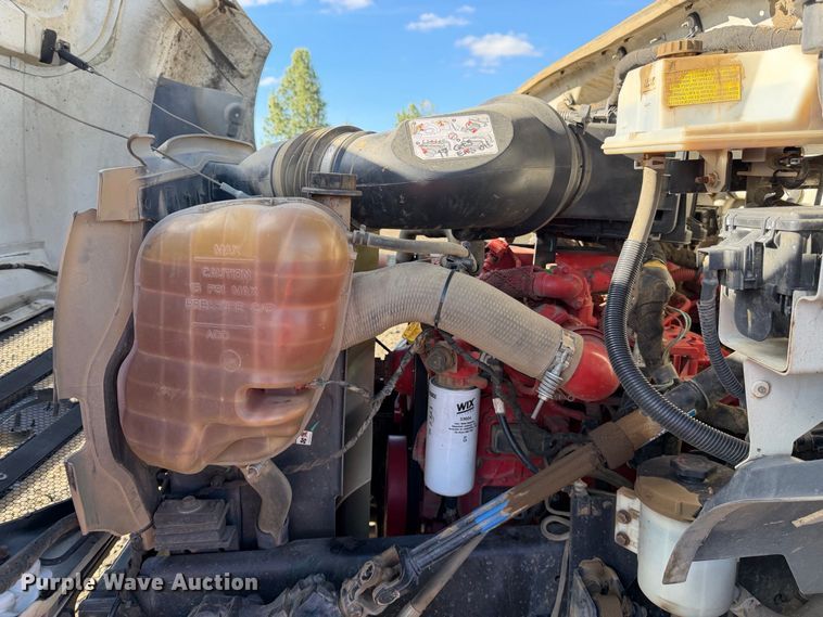 image for item YA5091 2015 Ford F750 Super Duty forestry bucket truck