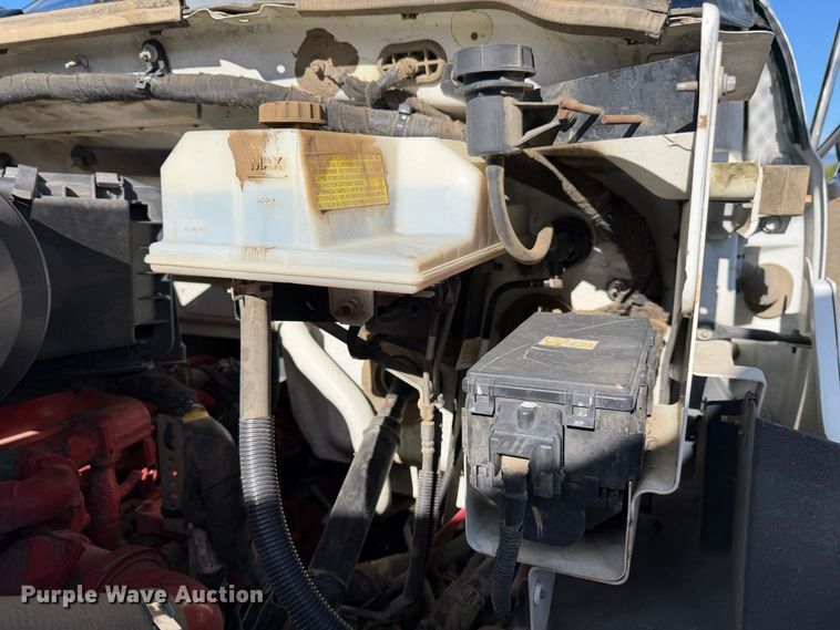 image for item YA5091 2015 Ford F750 Super Duty forestry bucket truck