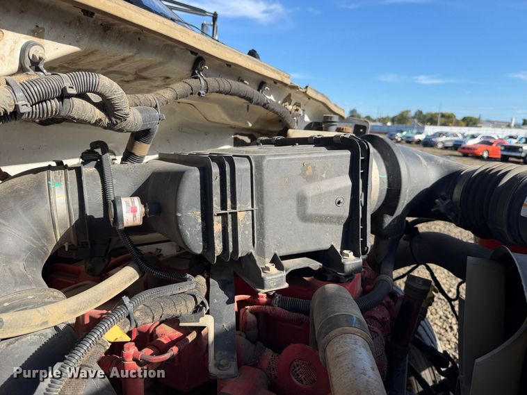 image for item YA5091 2015 Ford F750 Super Duty forestry bucket truck