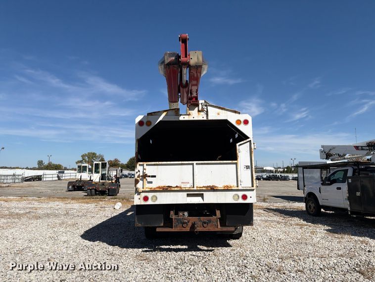image for item YA5228 2015 Ford F750 Super Duty forestry bucket truck