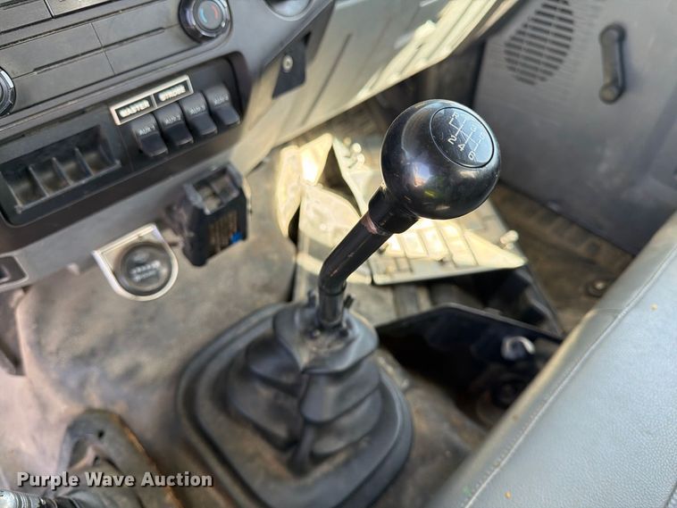 image for item YA5228 2015 Ford F750 Super Duty forestry bucket truck