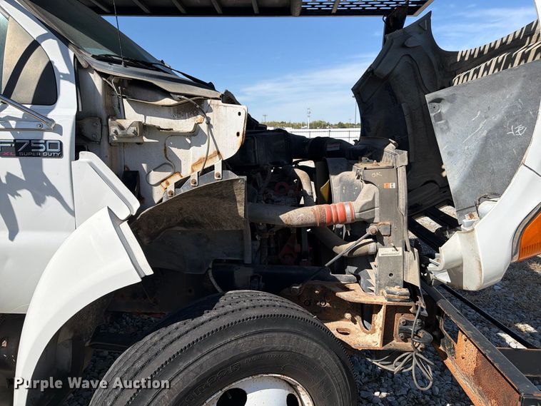 image for item YA5228 2015 Ford F750 Super Duty forestry bucket truck