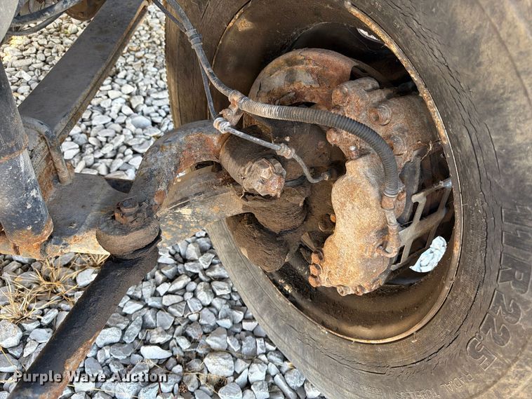 image for item YA5228 2015 Ford F750 Super Duty forestry bucket truck