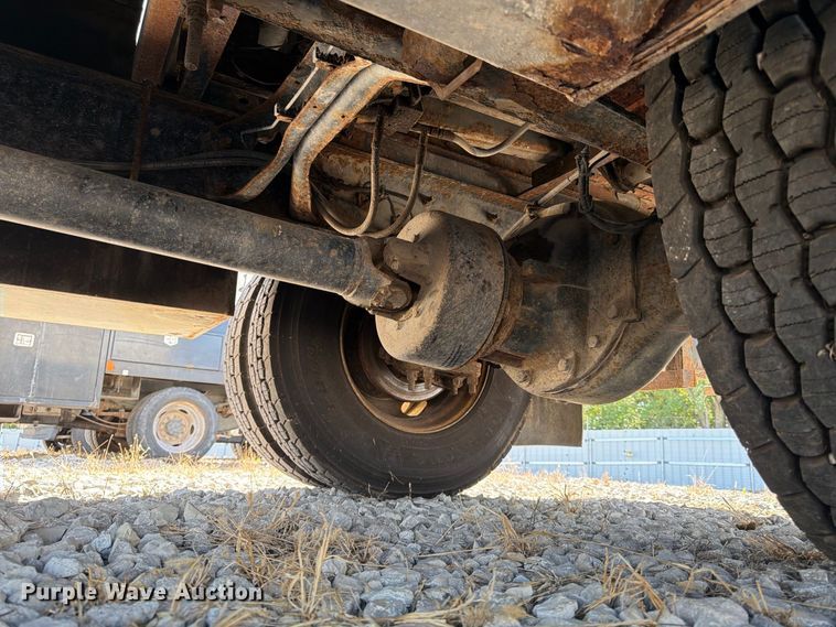image for item YA5228 2015 Ford F750 Super Duty forestry bucket truck