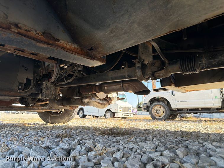 image for item YA5228 2015 Ford F750 Super Duty forestry bucket truck