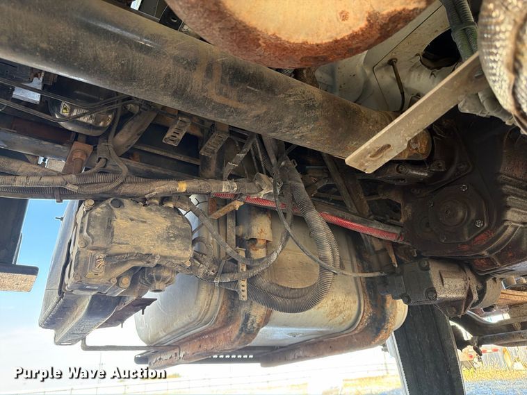 image for item YA5228 2015 Ford F750 Super Duty forestry bucket truck