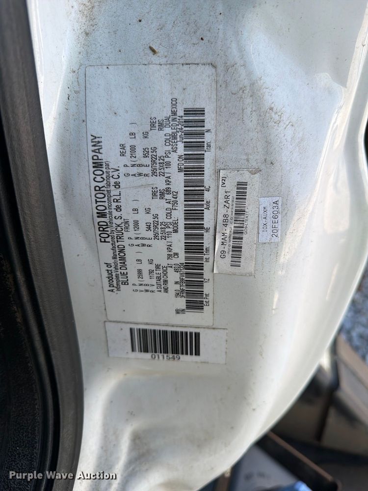 image for item YA5228 2015 Ford F750 Super Duty forestry bucket truck