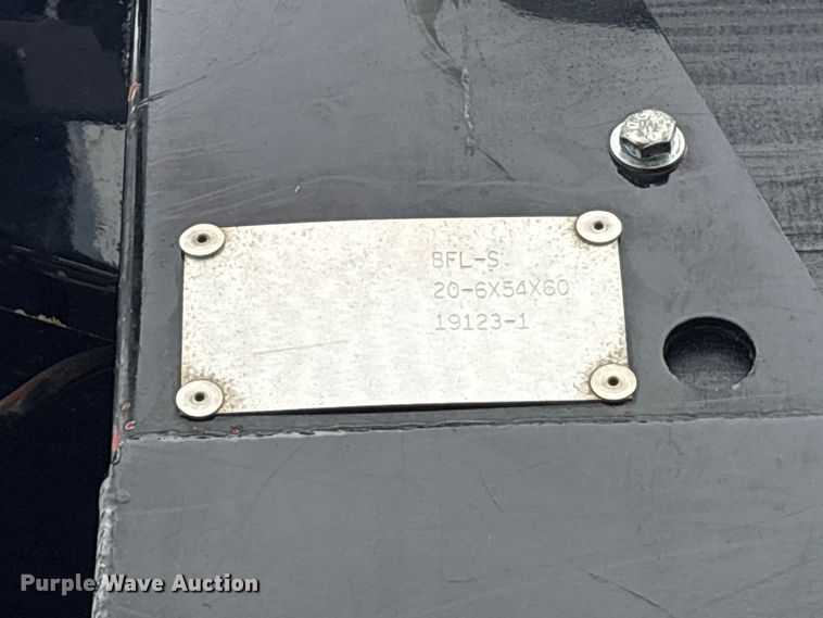 image for item YA5240 2015 Kenworth T800 dump truck