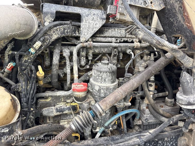image for item YA5240 2015 Kenworth T800 dump truck