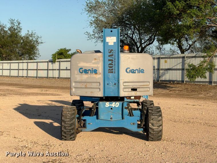 image for item YA5281 2016 Genie S-40 boom lift