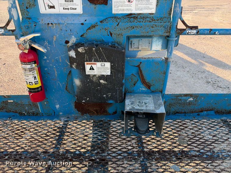 image for item YA5281 2016 Genie S-40 boom lift