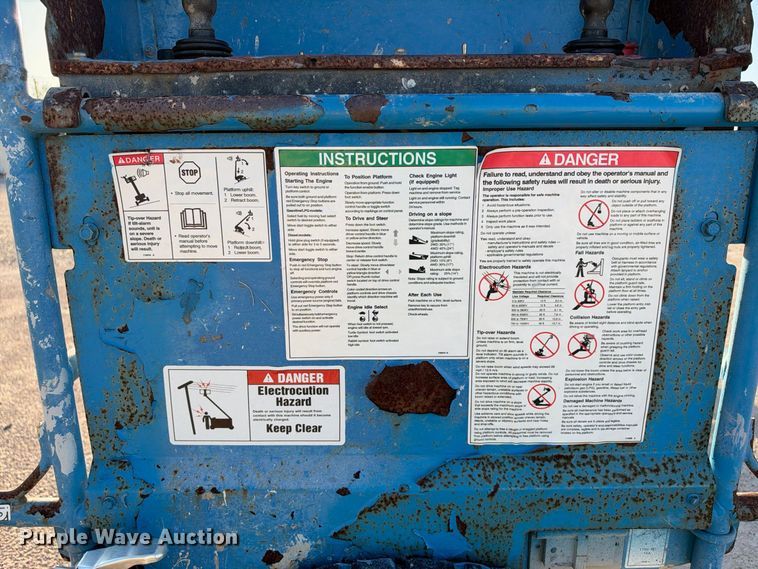 image for item YA5281 2016 Genie S-40 boom lift