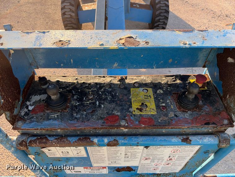 image for item YA5281 2016 Genie S-40 boom lift