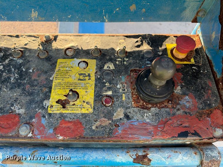 image for item YA5281 2016 Genie S-40 boom lift