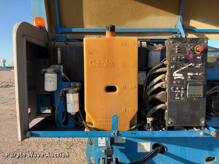 image for item YA5281 2016 Genie S-40 boom lift