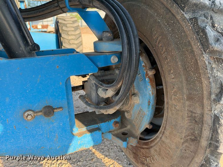 image for item YA5281 2016 Genie S-40 boom lift