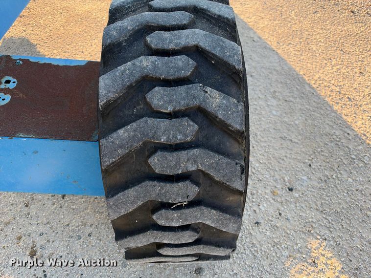 image for item YA5281 2016 Genie S-40 boom lift