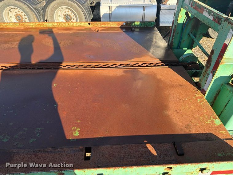image for item YA5351 2006 Evaco Superline tilt deck equipment trailer