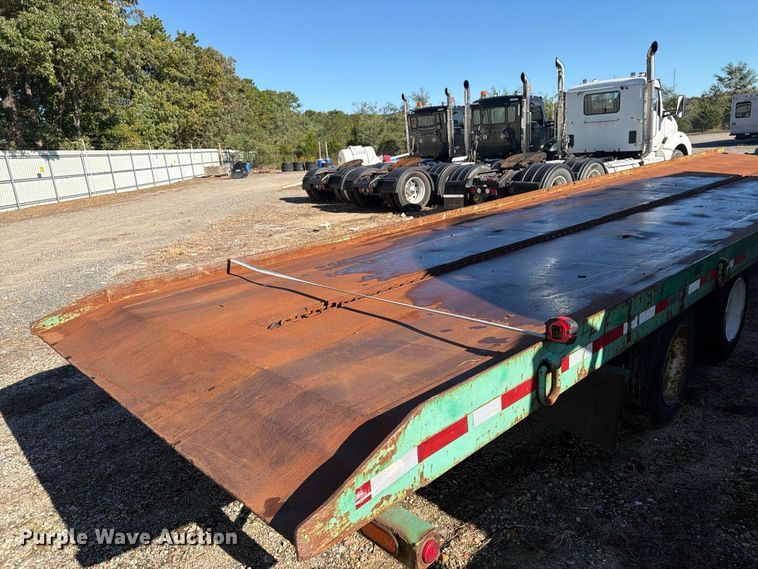image for item YA5351 2006 Evaco Superline tilt deck equipment trailer