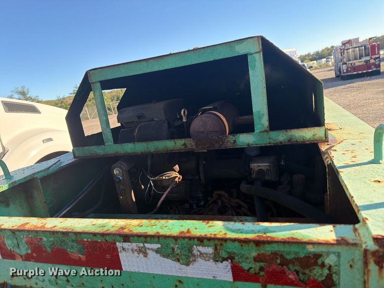 image for item YA5351 2006 Evaco Superline tilt deck equipment trailer