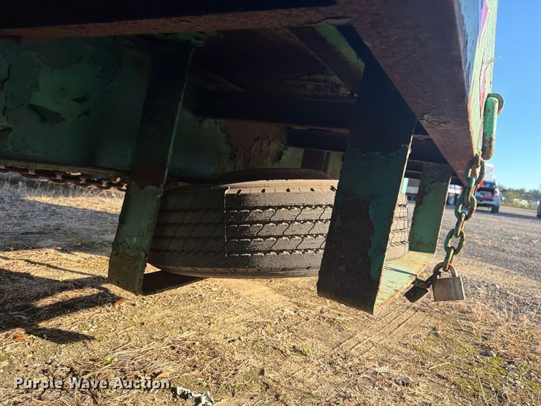 image for item YA5351 2006 Evaco Superline tilt deck equipment trailer