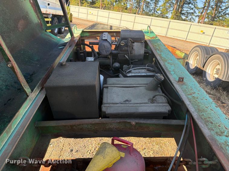 image for item YA5351 2006 Evaco Superline tilt deck equipment trailer