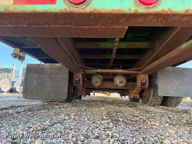 image for item YA5351 2006 Evaco Superline tilt deck equipment trailer