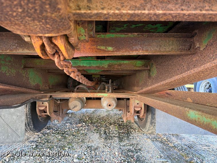 image for item YA5351 2006 Evaco Superline tilt deck equipment trailer