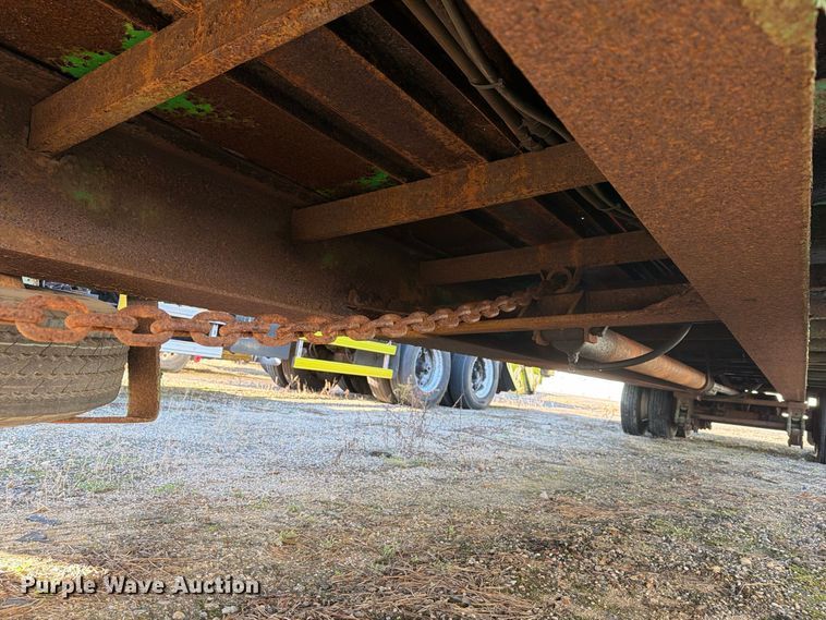 image for item YA5351 2006 Evaco Superline tilt deck equipment trailer