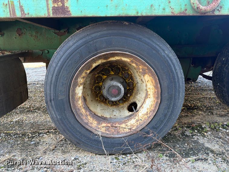 image for item YA5351 2006 Evaco Superline tilt deck equipment trailer