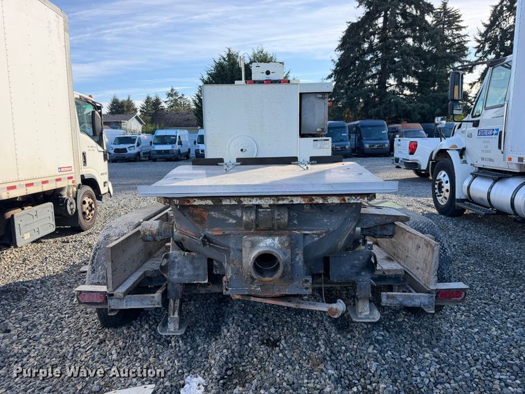 image for item YA5360 KCP concrete pump