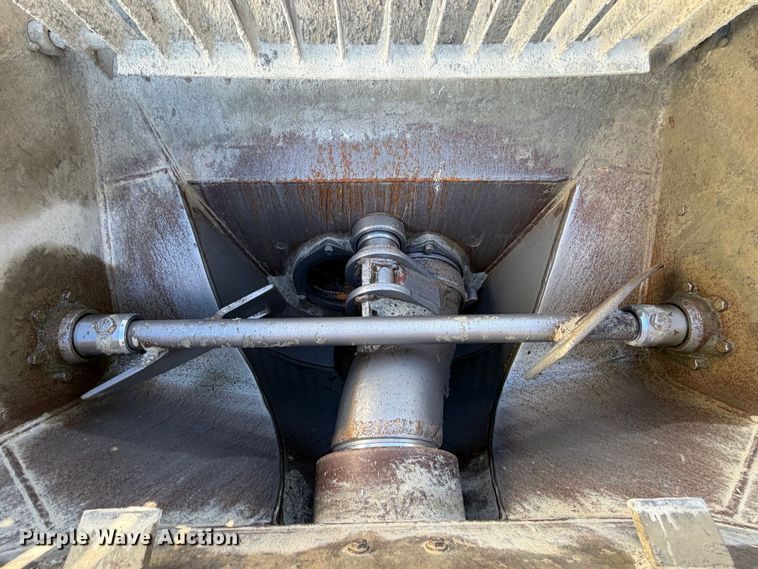 image for item YA5360 KCP concrete pump