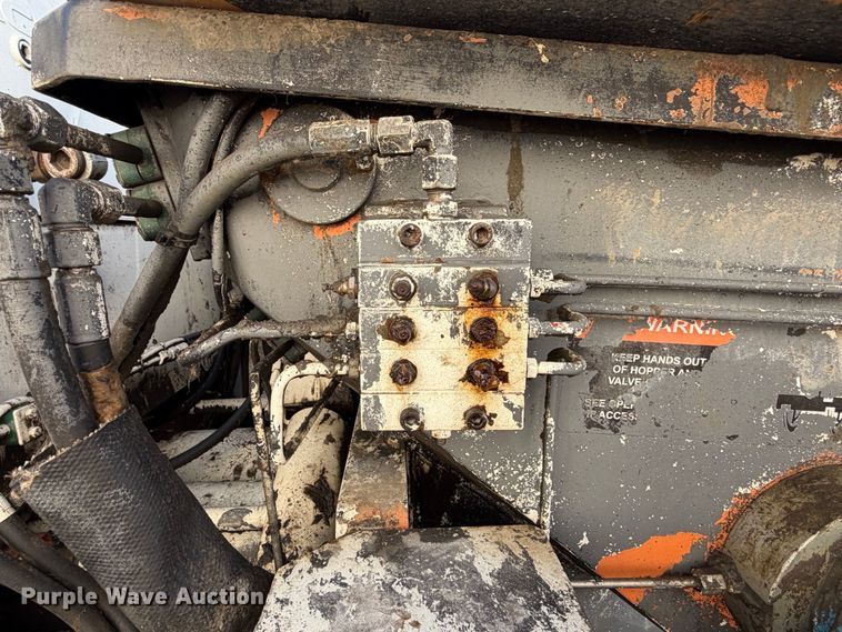 image for item YA5360 KCP concrete pump